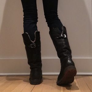 frye valerie shearling pull on